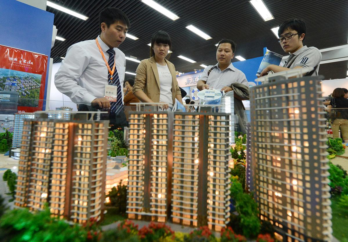 Declining Construction, Rising Taxes Will Start Era of Struggle for Chinese Regime