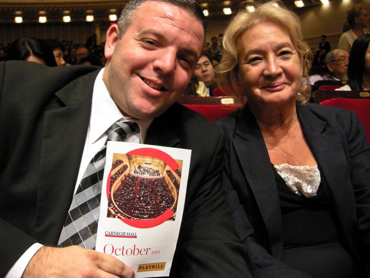 Flushing District Leader Enjoys Incredible Fusion of Shen Yun Symphony Orchestra