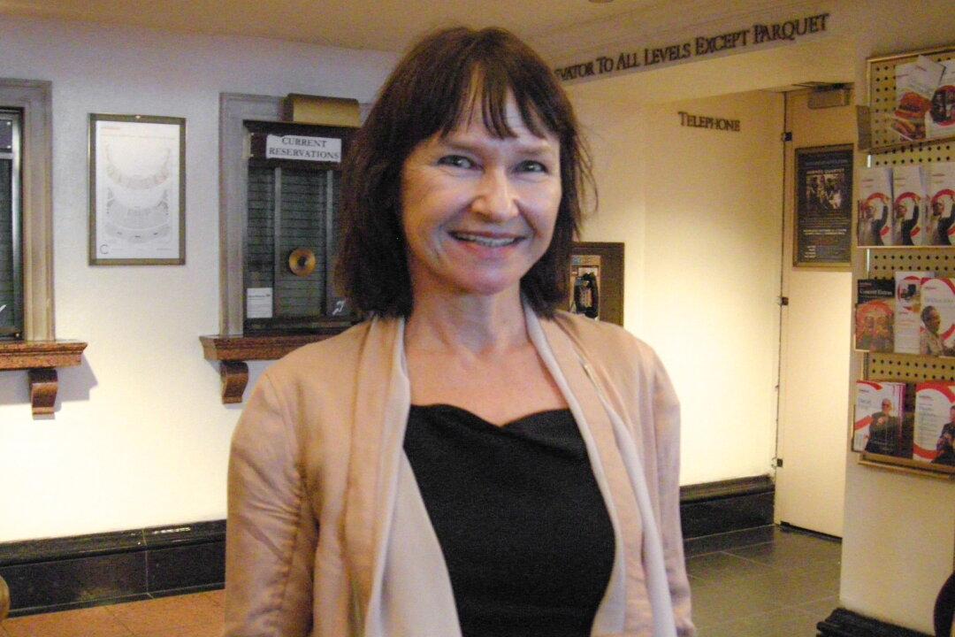 Parents Delight in Shen Yun Symphony Orchestra