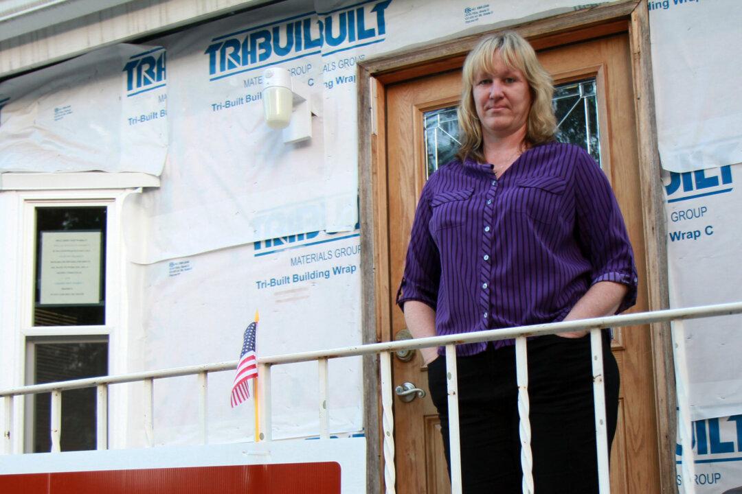 New Dorp Beach, Where Staying is as Hard as Leaving