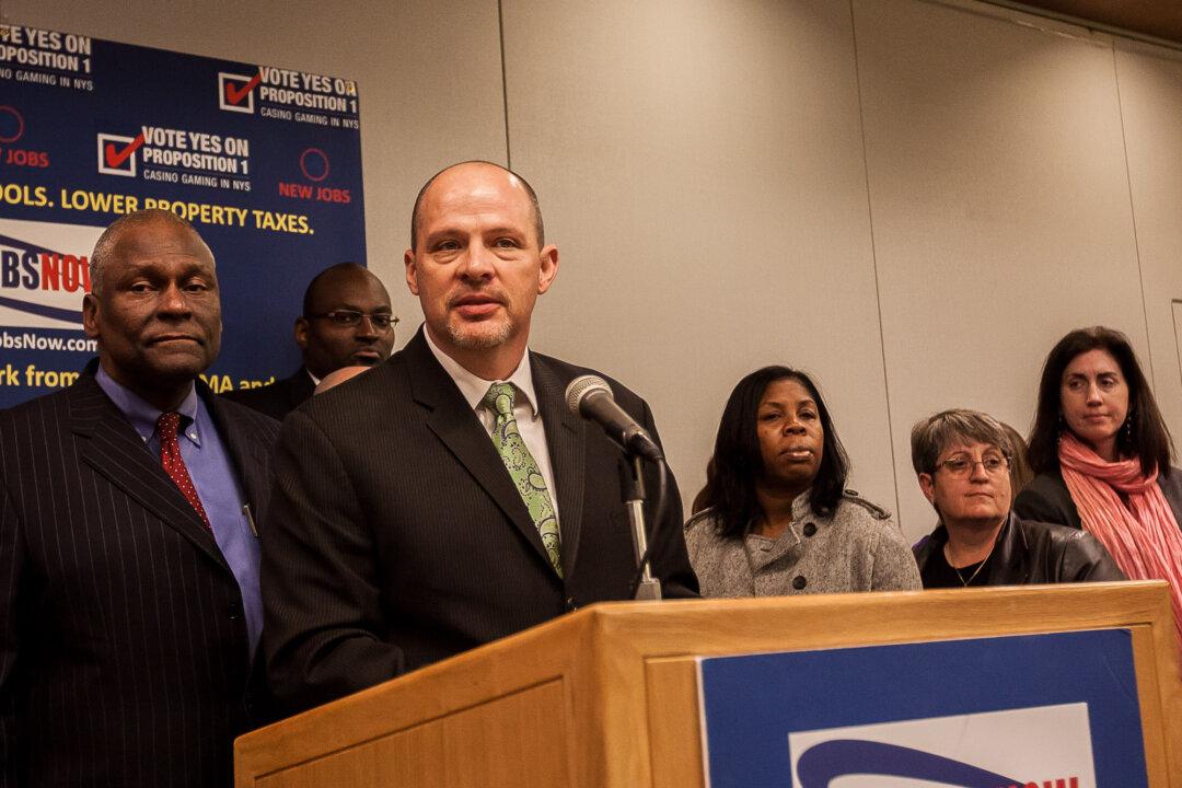 NYC Teachers Union to Take Legal Action Against Call for Layoffs of Unvaccinated Staff