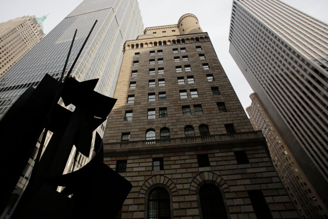 Federal Reserve Bank Privately Owned