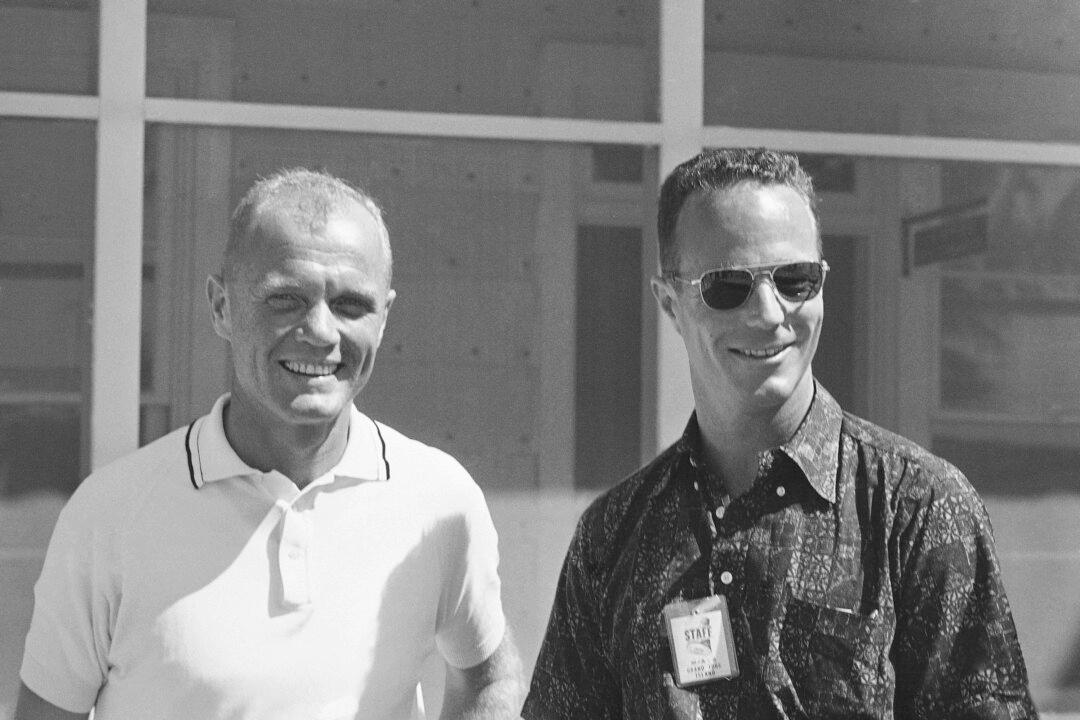 Scott Carpenter Dies: Carpenter was One of the First American Astronauts