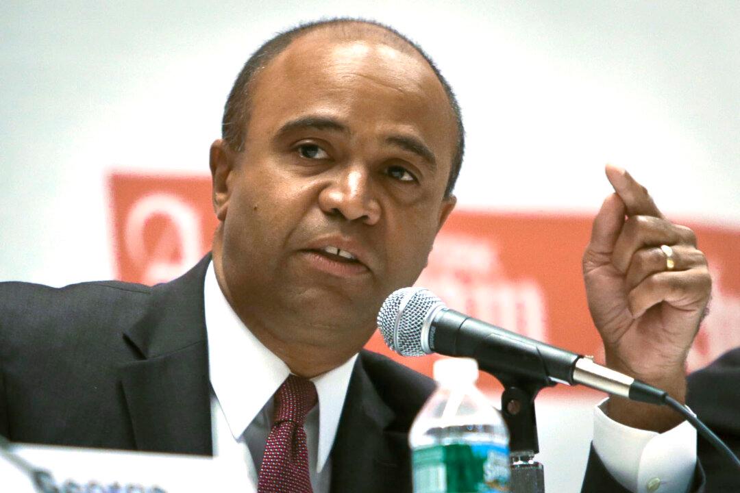 Adolfo Carrion Promises to Get Back to the Classroom If Elected