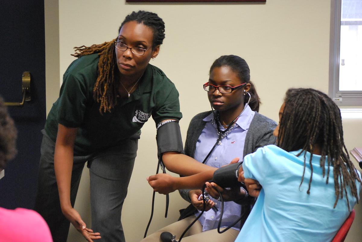 Doctor Shortage: Doctors Encourage Minority Students to Learn Medicine