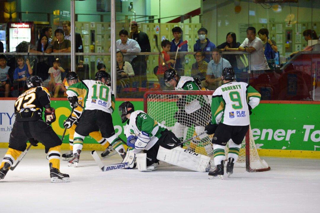 Sharks and Aces Notch Up First Round CIHL Wins