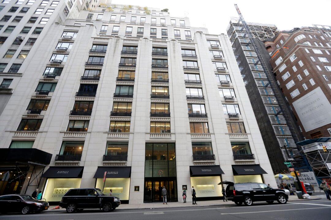 Shop and Frisk: Barneys CEO and Al Sharpton Discuss Racial Profiling Allegations