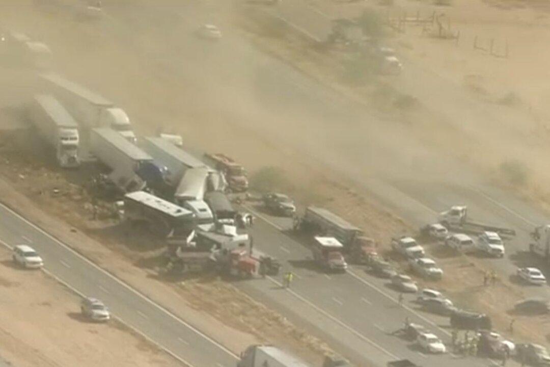 Arizona: Dust Storm Causes Crash, Pileup on I-10; Several Dead