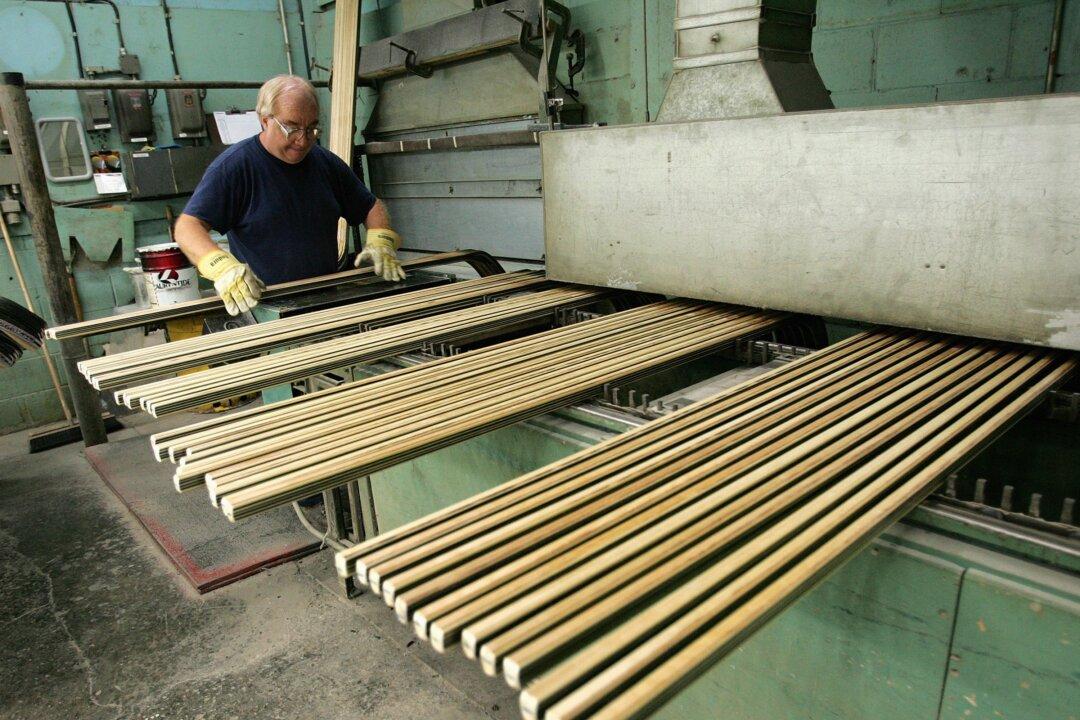 Private Companies Expect 7.6 Percent Growth Rate: Report