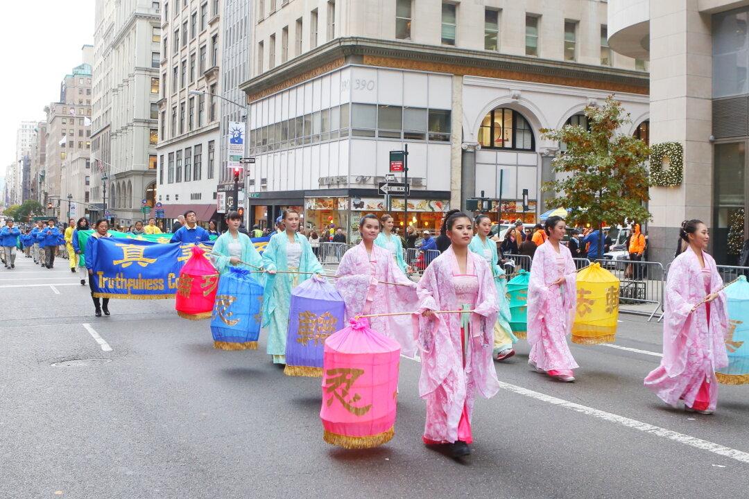 Falun Gong, ‘Come Stand With Us’