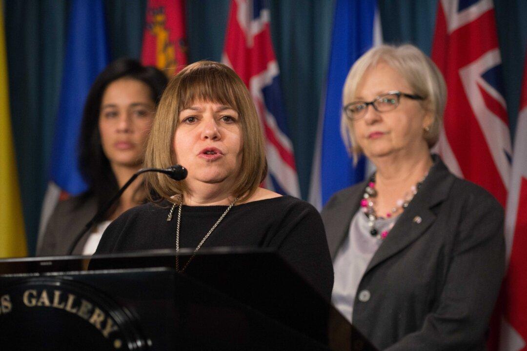 Pornography Ruins Healthy Relationships, Says Expert