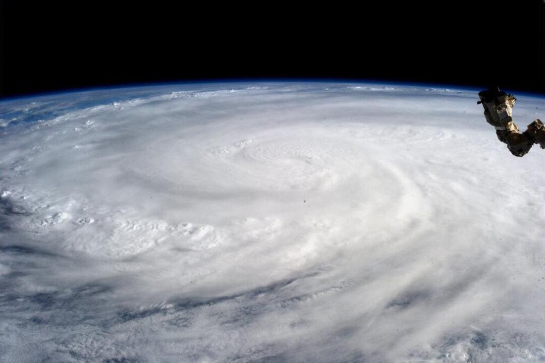Aklan Province: 9,200 Homes Destroyed in Typhoon