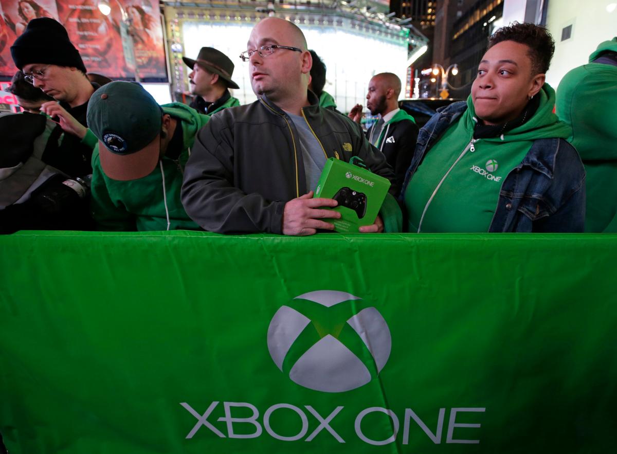 Xbox One vs PS4: Demand for PlayStation 4 3.3 Times Greater than Xbox One on BuyVia