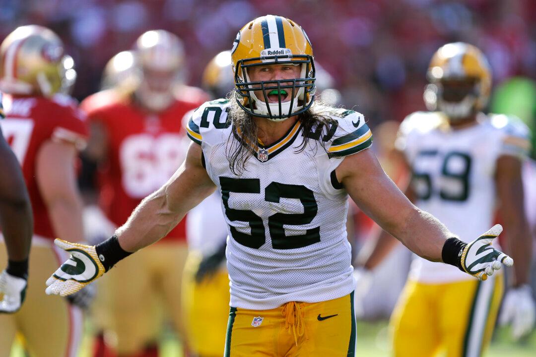 Watch: Clay Matthews Disrespects Carson Palmer as Packers Get Obliterated by Cardinals