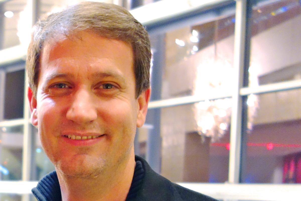 State Senate Candidate Treats Wife to Shen Yun