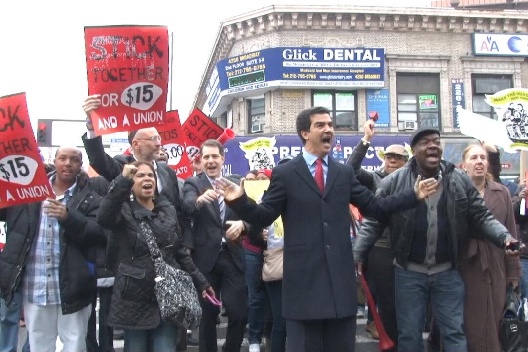 Protesters Call for Doubling of Fast-Food Wages