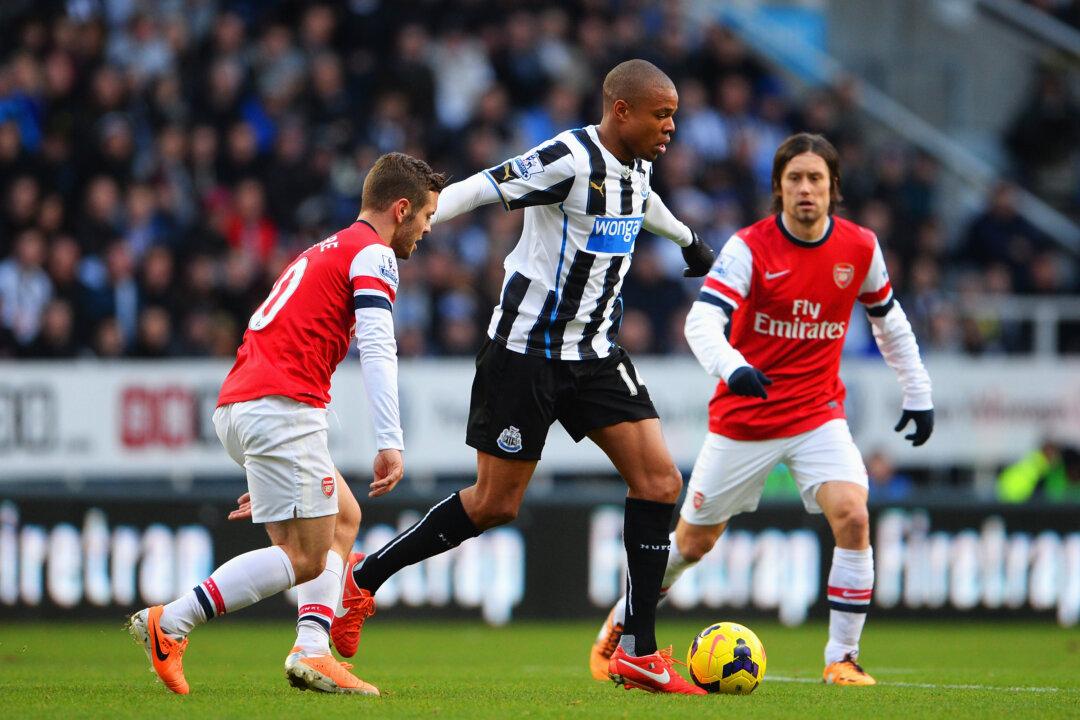 Loïc Rémy: Pardew Working to Convince Frenchman to Stay at Newcastle