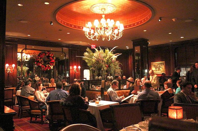 Bull and Bear Christmas