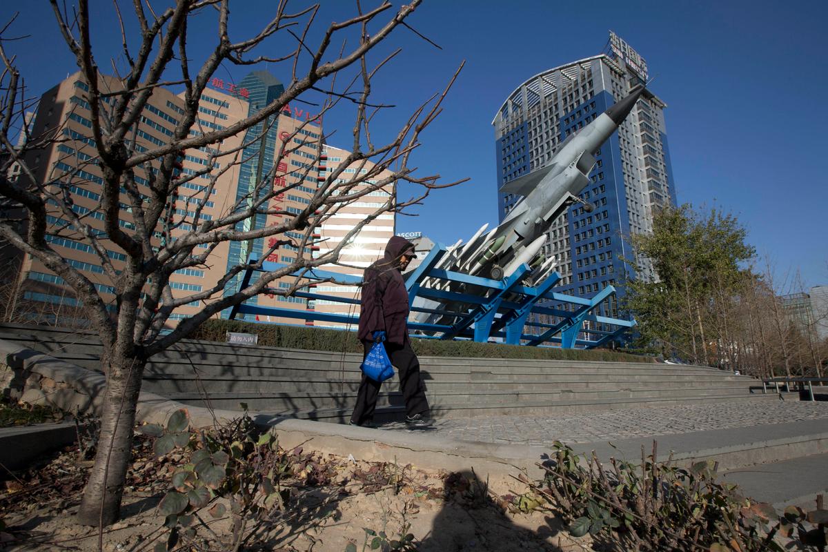 Retired Workers at China’s Top Aircraft Firm Demand to Get Their Pensions; Senior Director Embezzled Over $100 Million