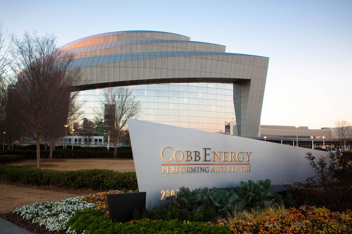 Shen Yun Impresses Georgia Friends