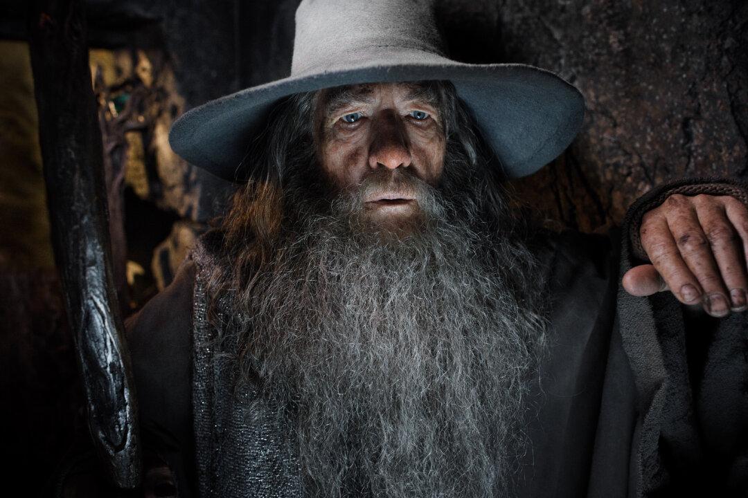 The Hobbit 3 ‘Battle of the Five Armies’ Gets a Teaser Trailer
