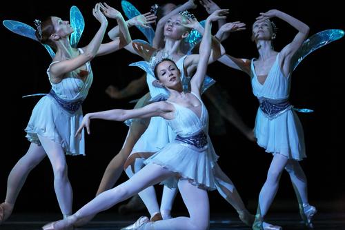 Tune in Today: The Magic of Shakespeare in 12 Minutes of Music