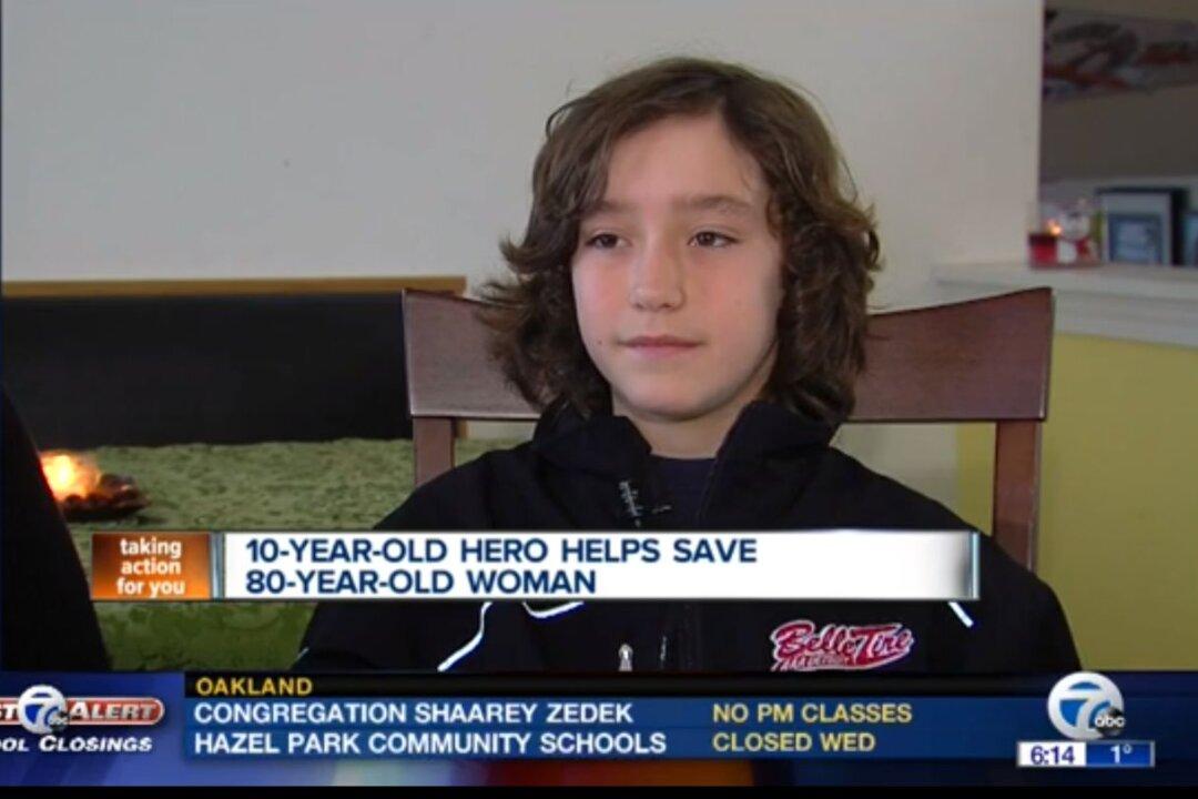 10-Year-Old Saves Woman: Elderly Woman Falls on Ice, 10-Year-Old to the Rescue