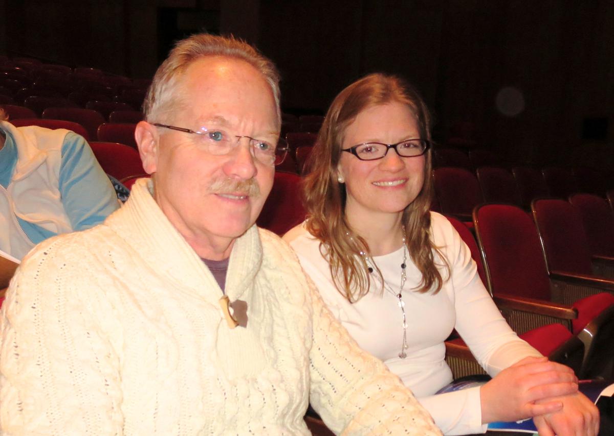 Business Owner: Shen Yun Awesome, Special