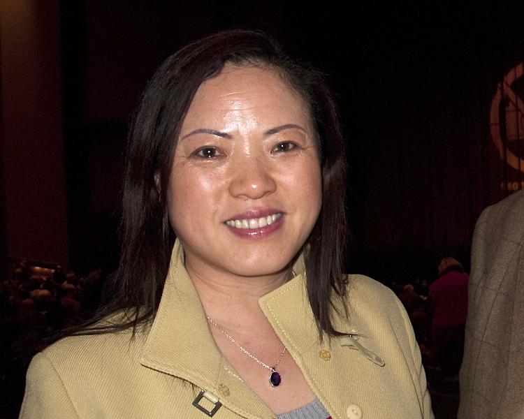 Mainland Chinese Woman Says Shen Yun Has ‘Positive Energy’