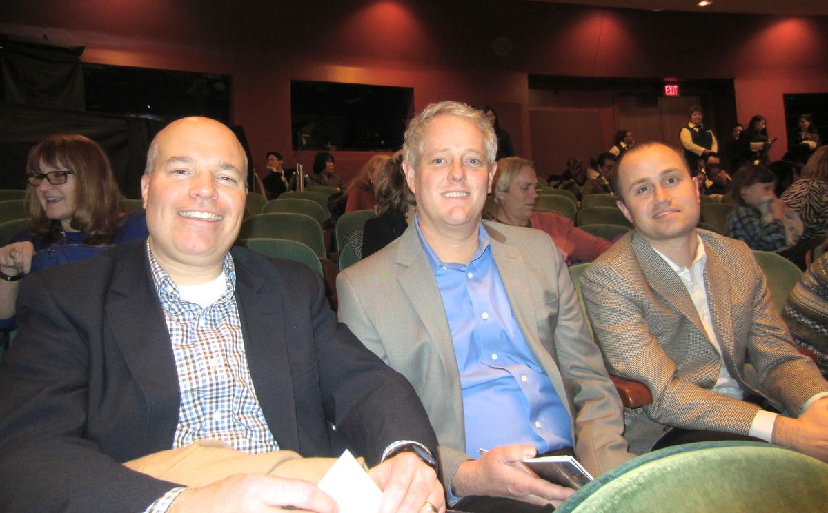 Three Friends Enjoy Shen Yun, a Night of Chinese Culture
