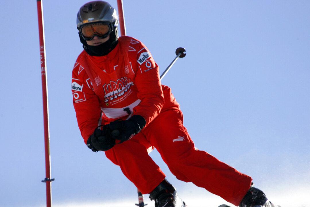 Michael Schumacher Coma: Mercedes Dedicates Victory to F1 Driver; Family Remains Hopeful During His Condition