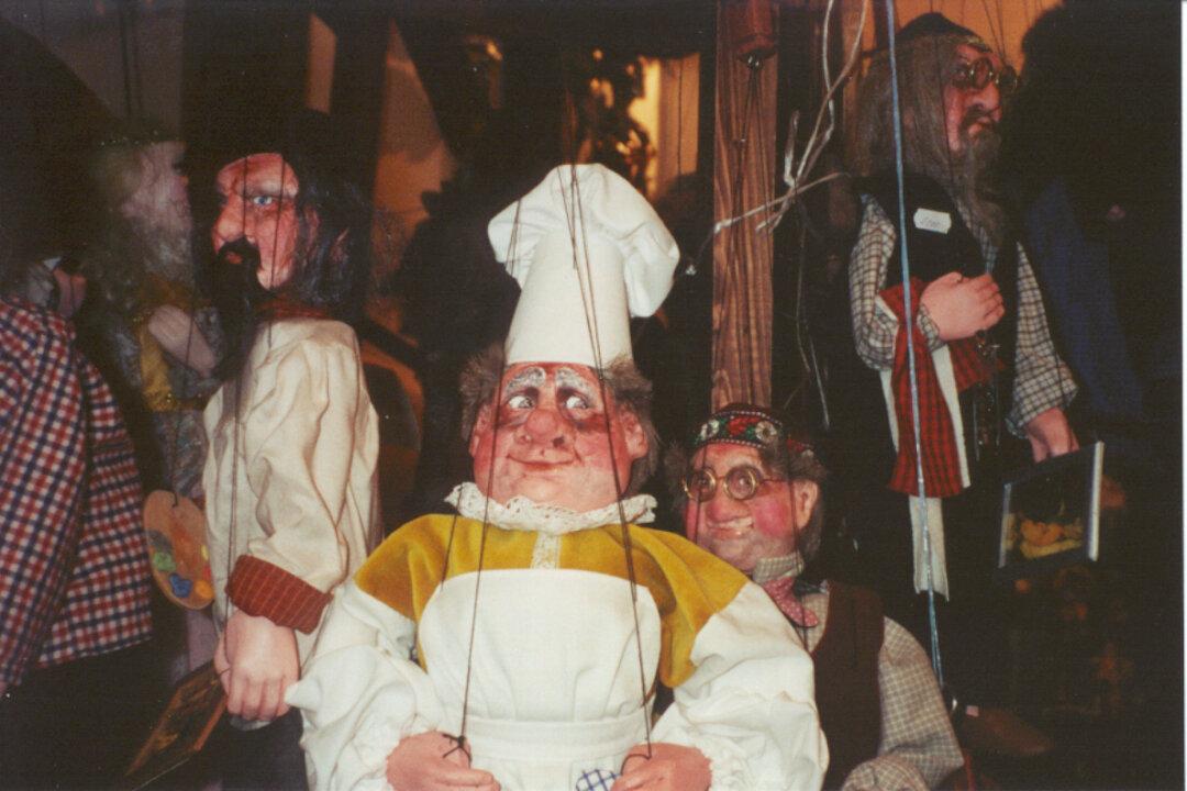 The Living Art of Marionnettes