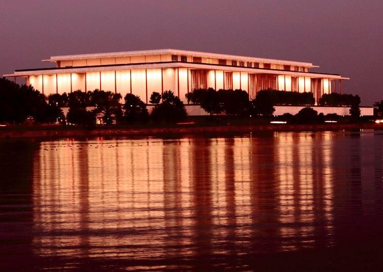 Kennedy Center to Host Shen Yun Performing Arts for 2015 Season