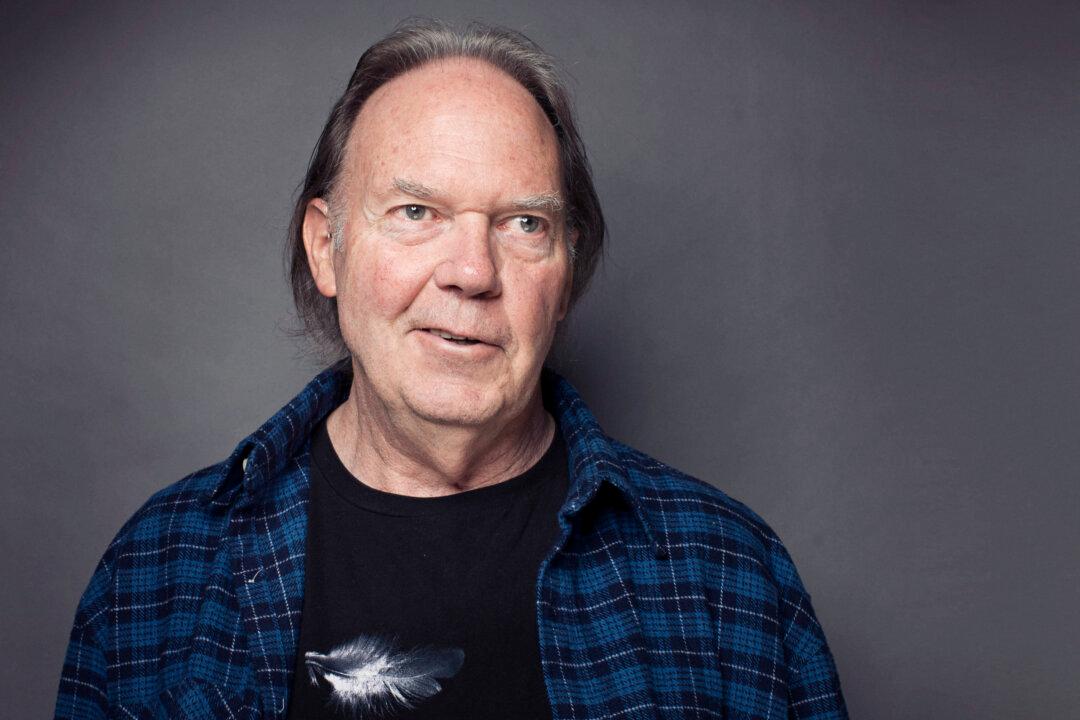 Why Neil Young Is Winning the Oil Sands Narrative