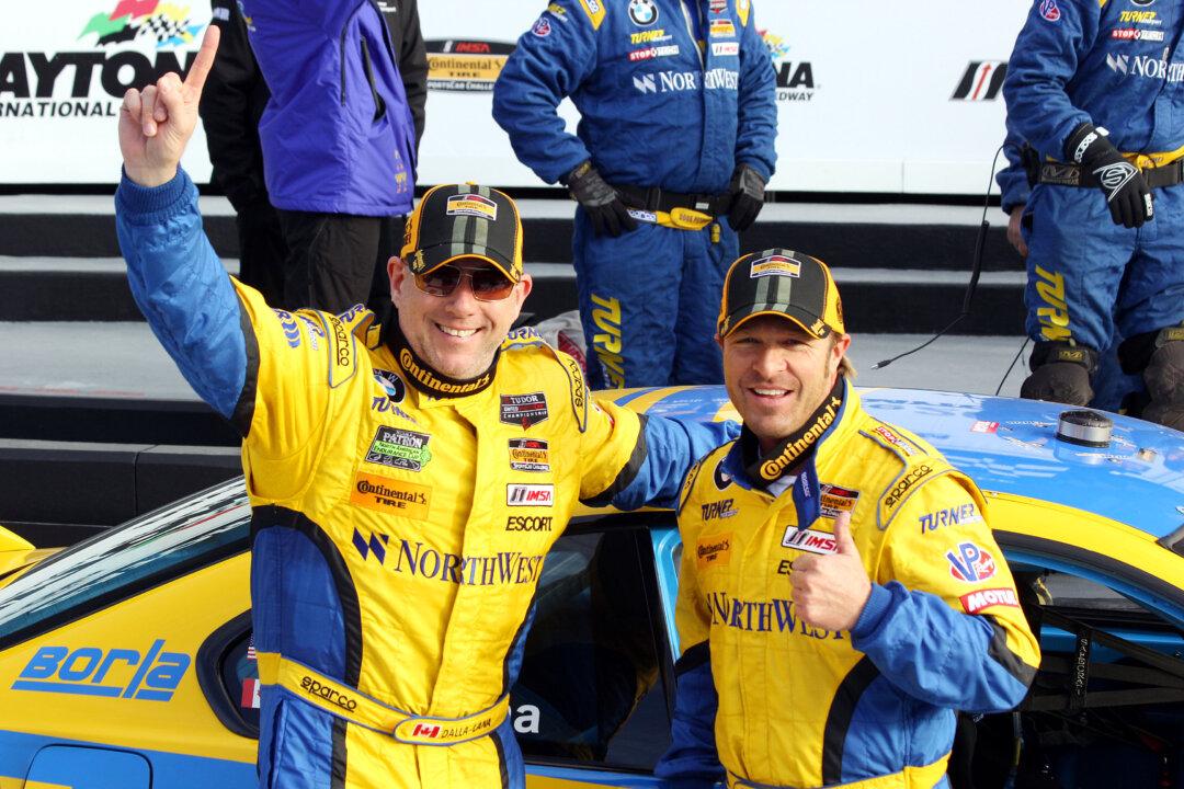 BMW Dominates Both Classes at BMW Performance 200 at Daytona