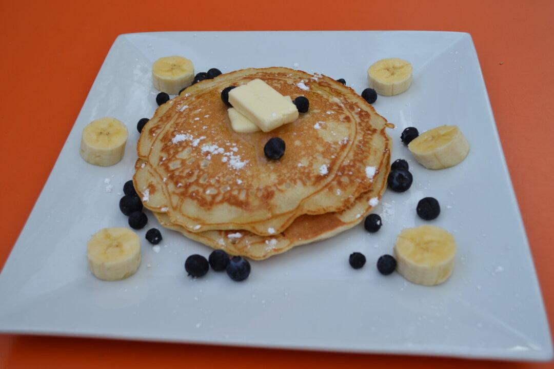 Dag’s Patio Cafe Now Serves Breakfast