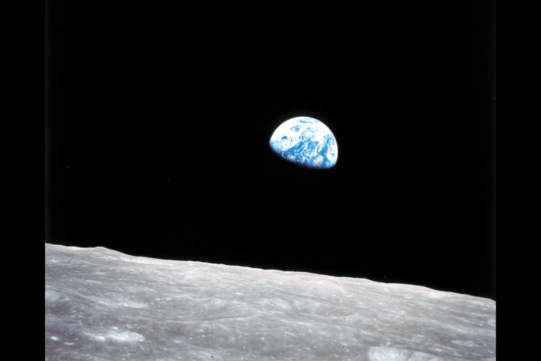 Mining the Moon: Plans Taking Off, but Rules Lacking