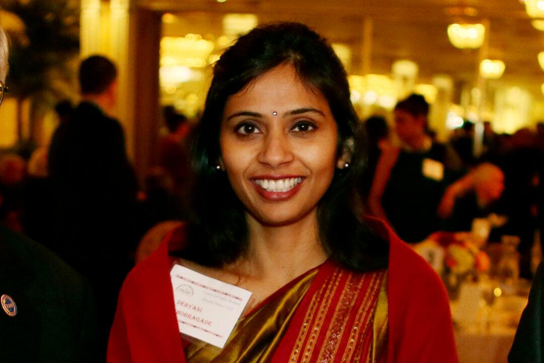 Devyani Khobragade Gets Full Diplomatic Immunity From US, on Her Way Home