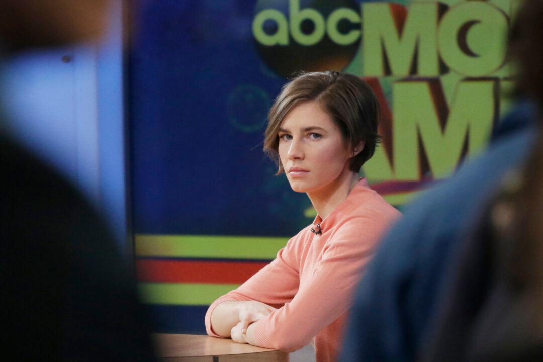 Amanda Knox 2014 Update: Lawyers Threaten to Sue Makers of BBC Film About Meredith Kercher Murder