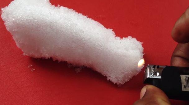 Fake Snow? Conspiracy Theories Over ‘Burning,’ ‘Plastic,’ ‘Chemtrails’ Snow Abound