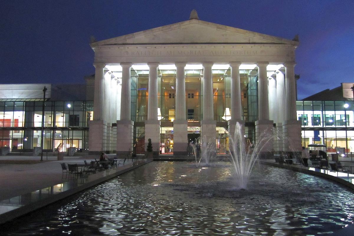 Shen Yun ‘Exceeded my Expectations,’ Says Business Owner