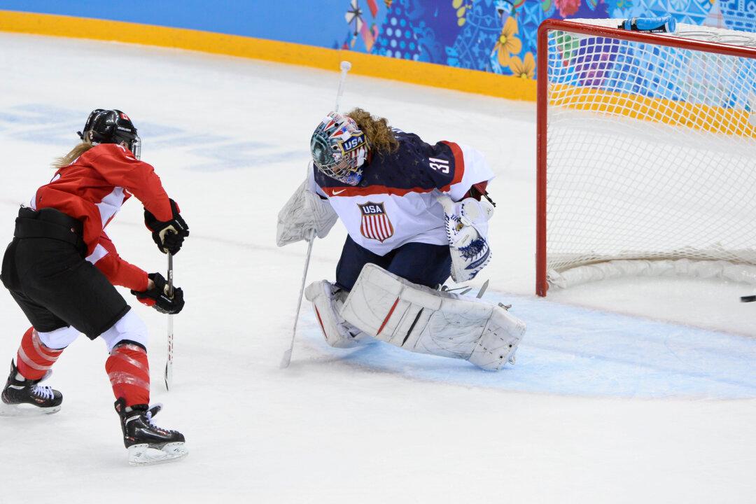 Sochi Olympics: Canada’s Women Hockey Beat USA 3–2