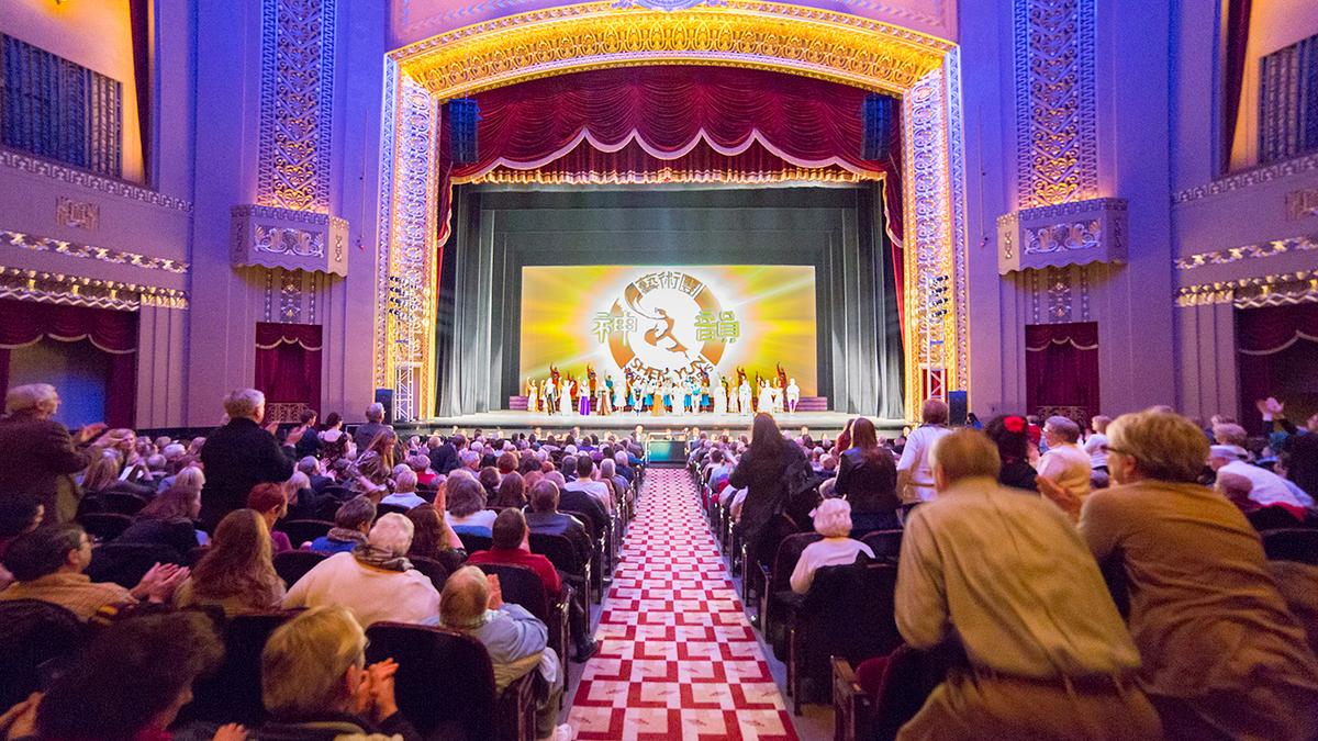 Retired Announcer: Shen Yun a ‘Worthwhile Show’