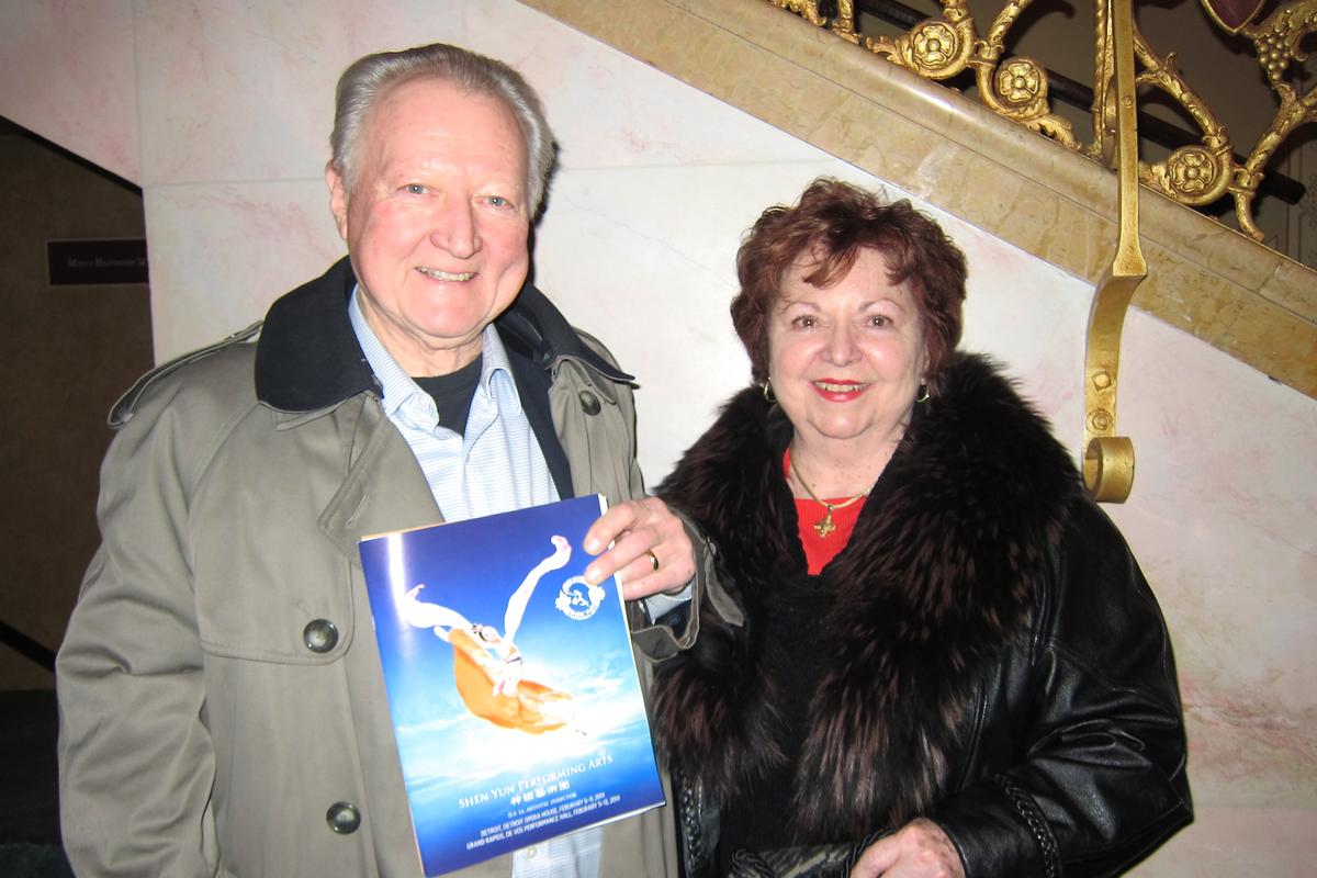 Couple Finds Shen Yun a Tribute to Chinese Culture