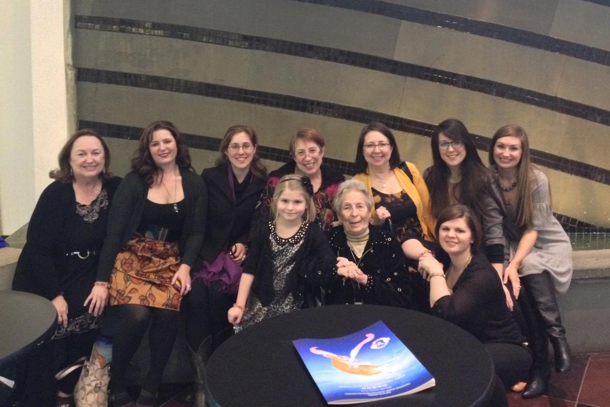 Former Hollywood Costume Designer: Shen Yun Costumes Absolutely Beautiful