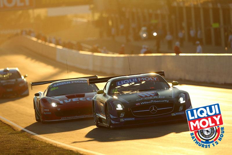 Bathurst 12 Hours at Halfway