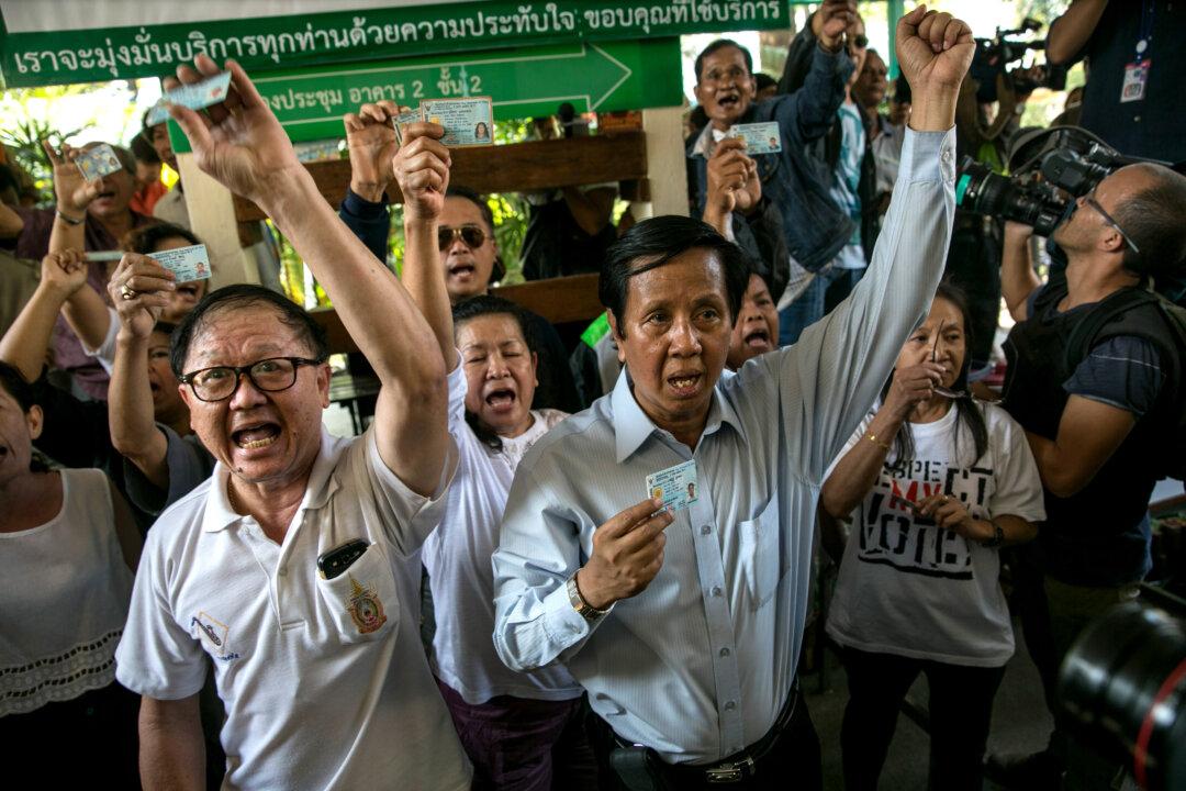 Thai Voters Unable to Vote at Thousands of Polling Stations