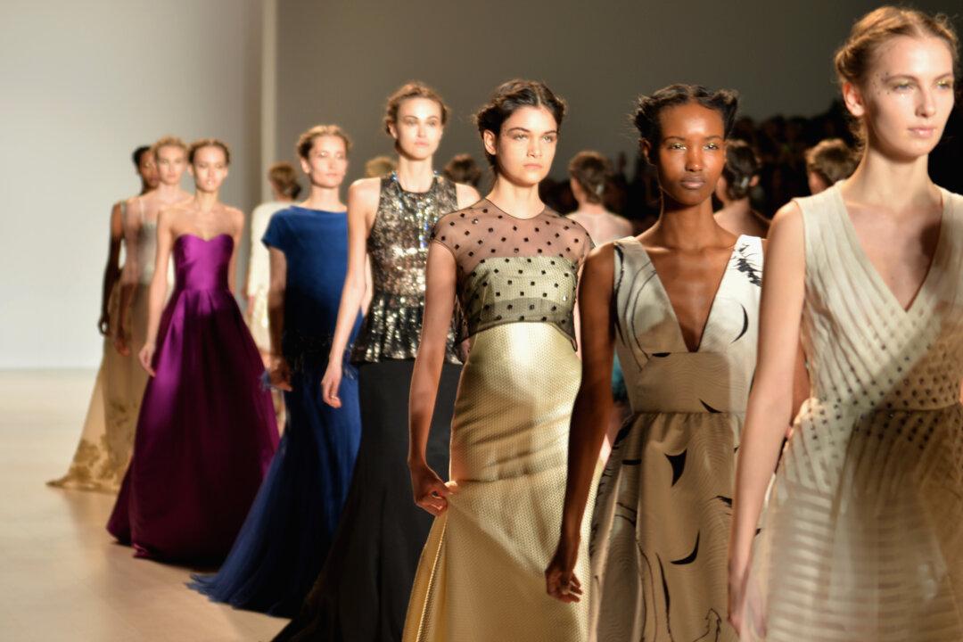 Lela Rose: A Waft of Unearthly Lightness in Silk Robes