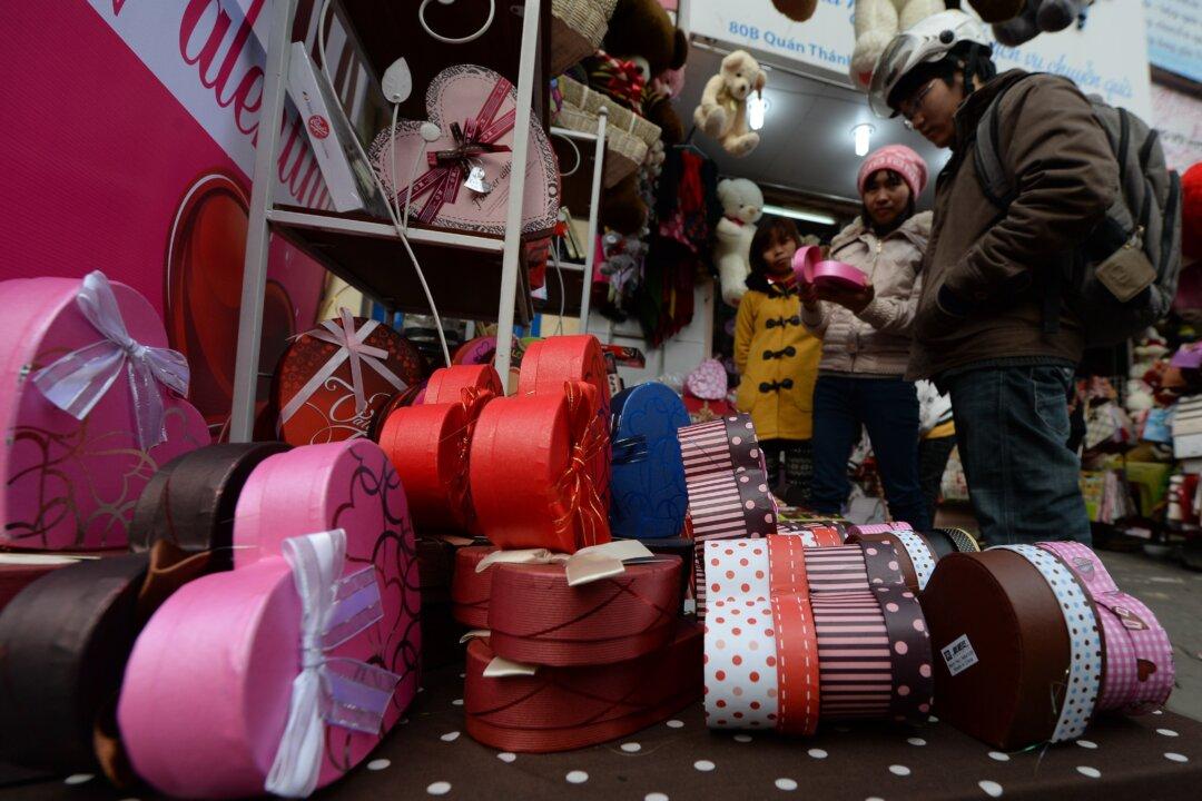 Anti Valentine Day Quotes: 8 Quotes for Singles on February 14