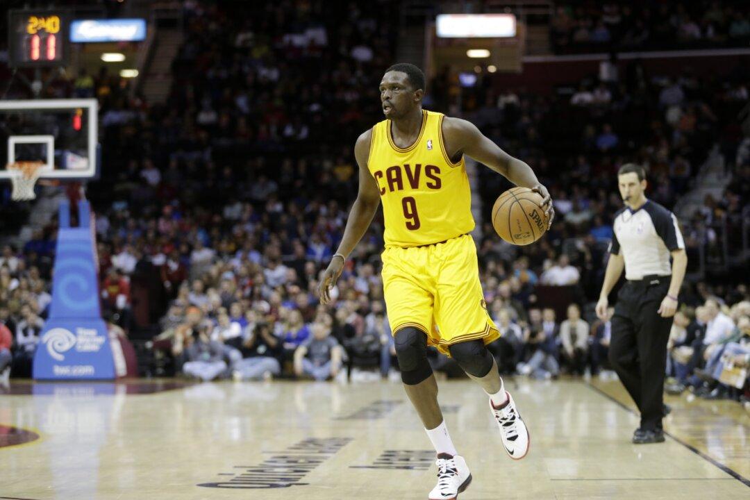 NBA Free Agents 2014: Live News and Rumors; Luol Deng, Dwayne Wade, Lance Stephenson, More